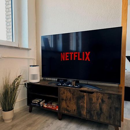 Ama Home Apartment In Hiddenhausen - Wlan, Smart-Tv - Nahe A30 & A2 - Nur 10 Min Von Herford ภายนอก รูปภาพ
